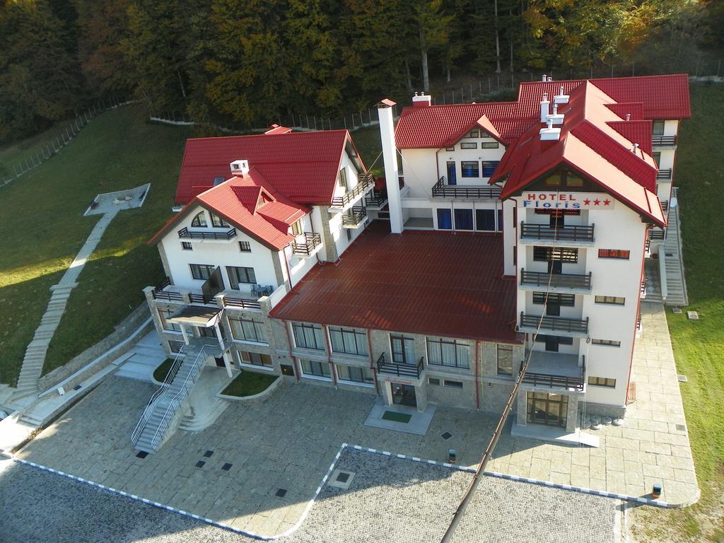 Hotel Floris Cheia  Exterior photo